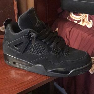 Jordan 4 Retro Black Cat (2020)